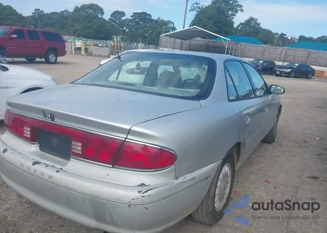 2001 Buick Century Custom z USA, uszkodzony, nr VIN 2G4WS52J611223135